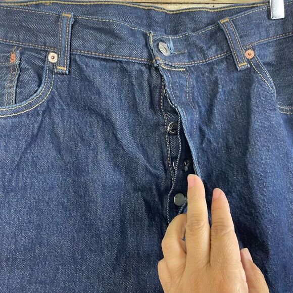 Levi’s 2 pairs of Dark Blue Jeans sz40x30 - Picture 8 of 9